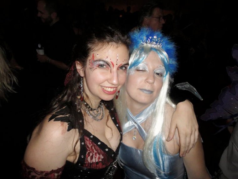 55183_579780219012_4626818_o